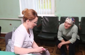 Прыём да апошняга пацыента. Як у Веткаўскім раёне дом жывёлавода на дзень стаў амбулаторыяй