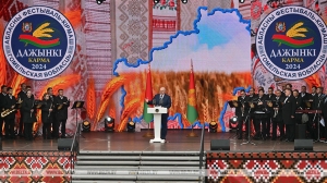 Аляксандр Лукашэнка прыняў удзел у фестывалі-кірмашы "Дажынкі-2024" у Карме