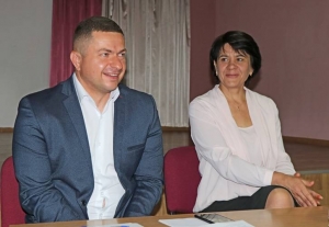 Глава района Павел Силивончик встретился с коллективом педагогов первой городской школы
