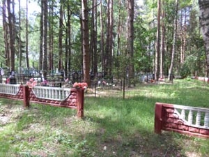 На Радуницу проезд к кладбищам в зоне отчуждения и отселения разрешен без пропусков